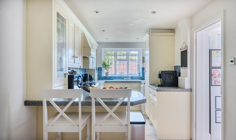 Whitehorse Drive, Epsom, KT18