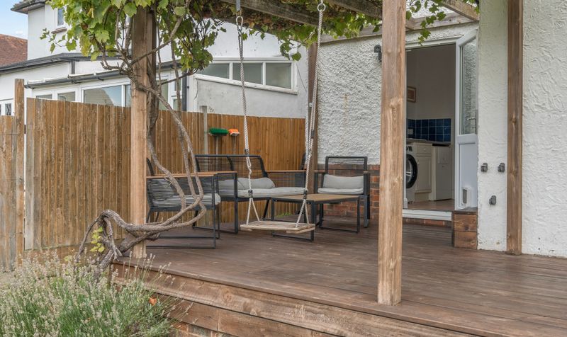 Whitehorse Drive, Epsom, KT18