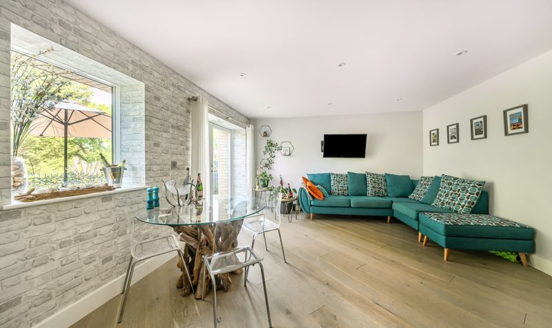 Court Lane, Oaks View Court Lane, KT19