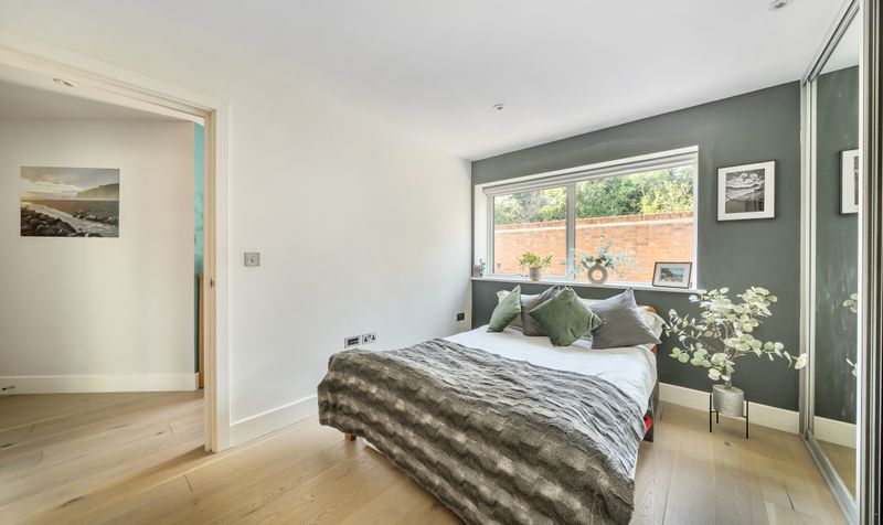 Court Lane, Oaks View Court Lane, KT19