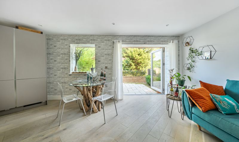 Court Lane, Oaks View Court Lane, KT19