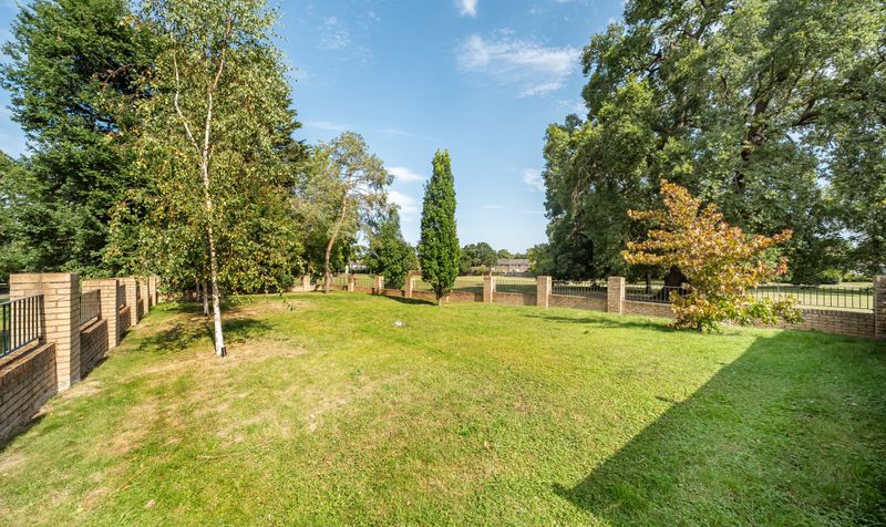 Court Lane, Oaks View Court Lane, KT19