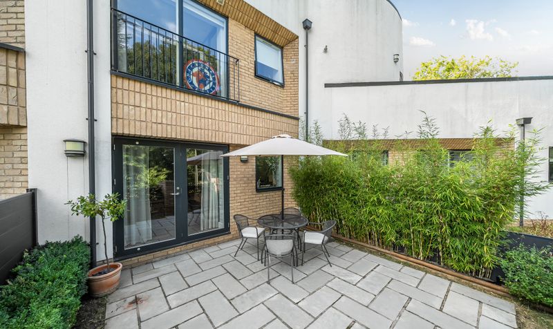 Court Lane, Oaks View Court Lane, KT19