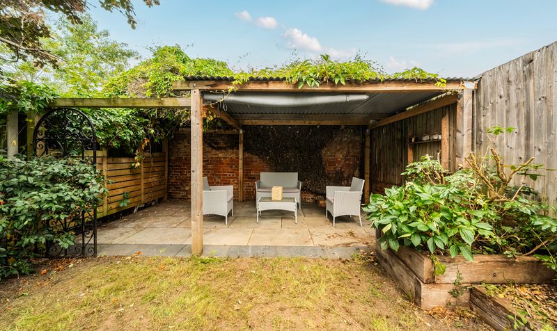 Albert Road, Ashtead, KT21