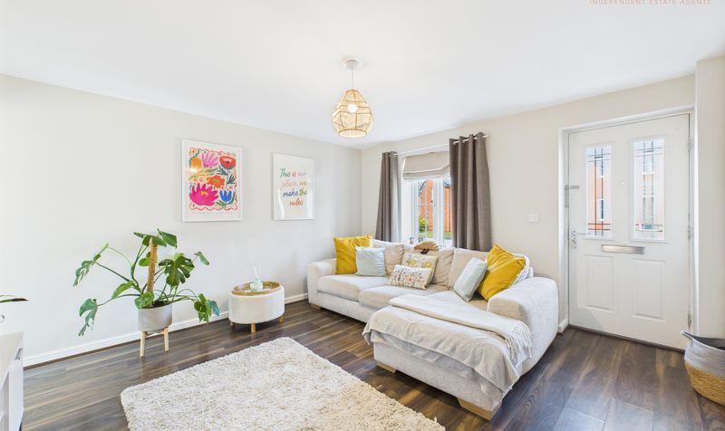 Garrison Close, Saighton, CH3