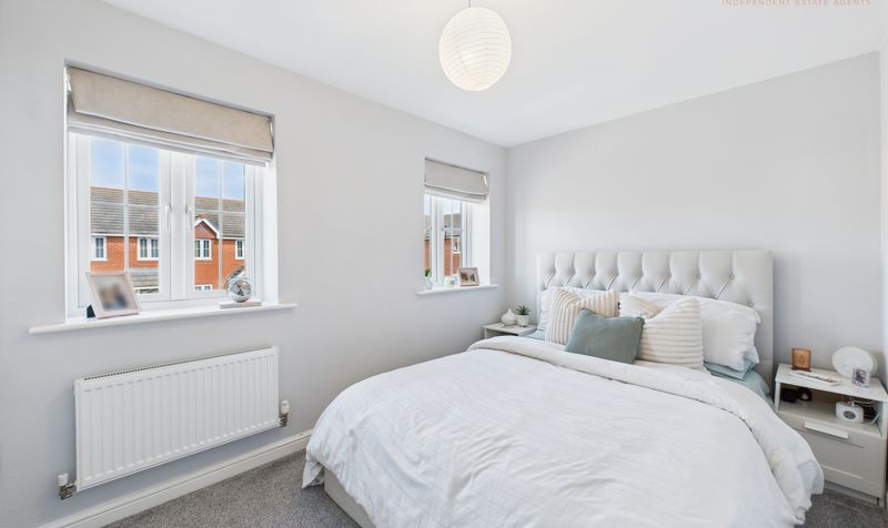 Garrison Close, Saighton, CH3