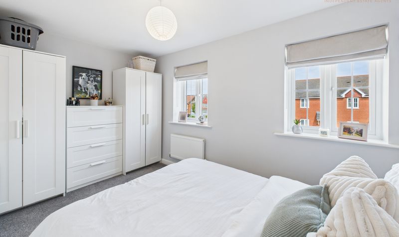 Garrison Close, Saighton, CH3