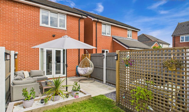 Garrison Close, Saighton, CH3
