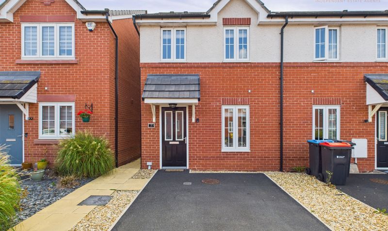 Garrison Close, Saighton, CH3