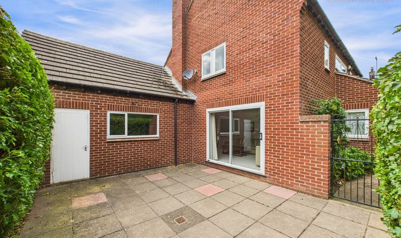 Church Lane, Farndon, CH3