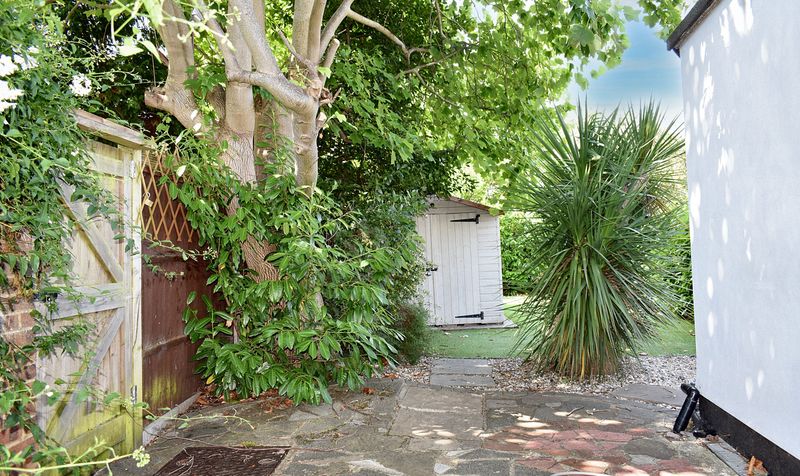 Pikes Hill, Epsom, KT17