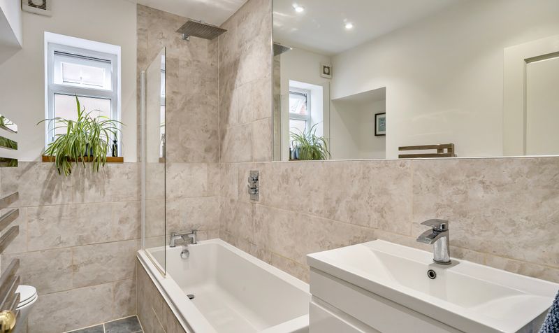 Upper Court Road, Epsom, KT19