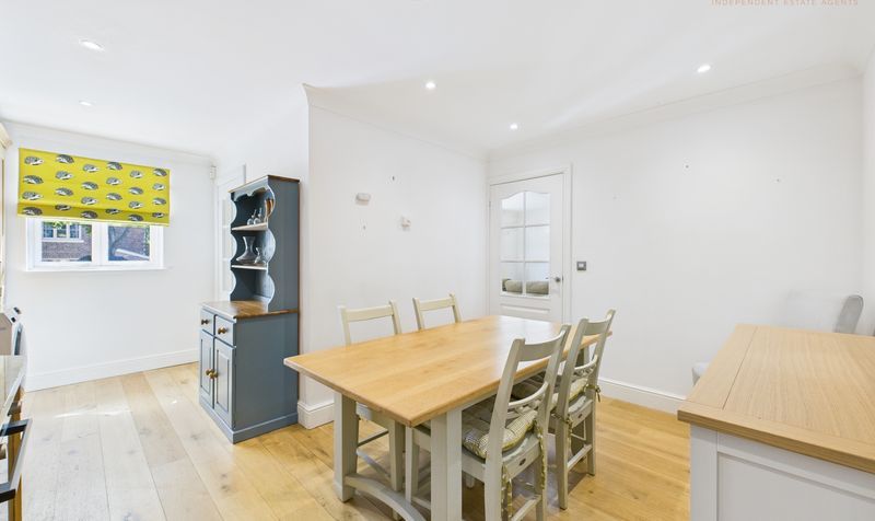Hough Green, Chester, CH4