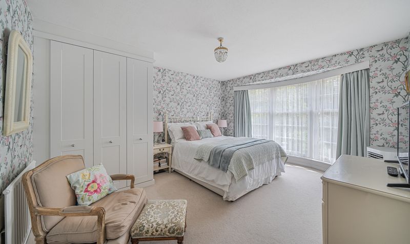 Highridge Close, Epsom, KT18