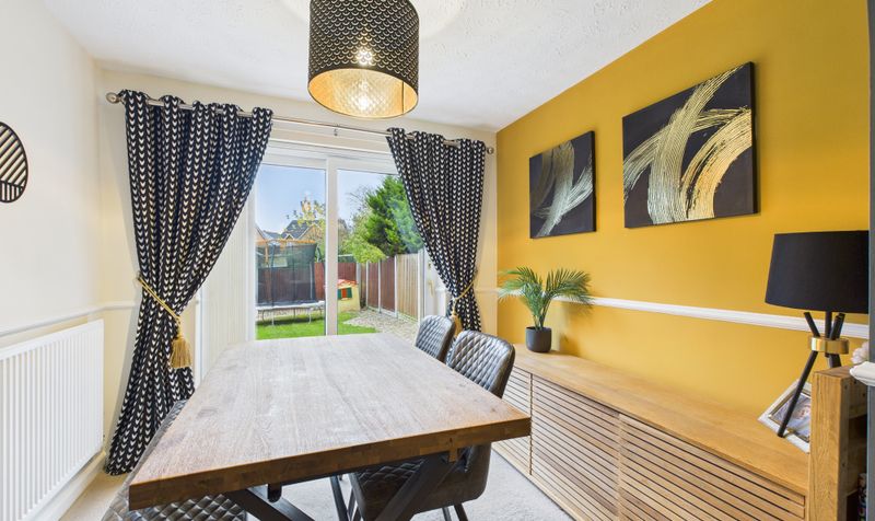 Cherry Dale Road, Broughton, CH4