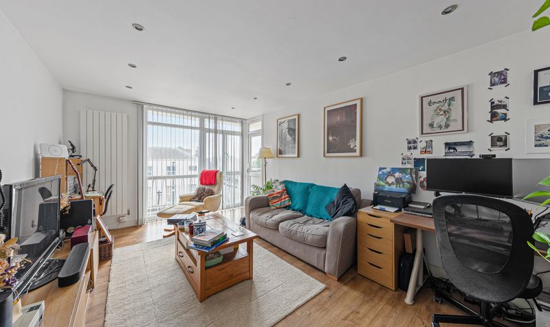 Flat 6 Image