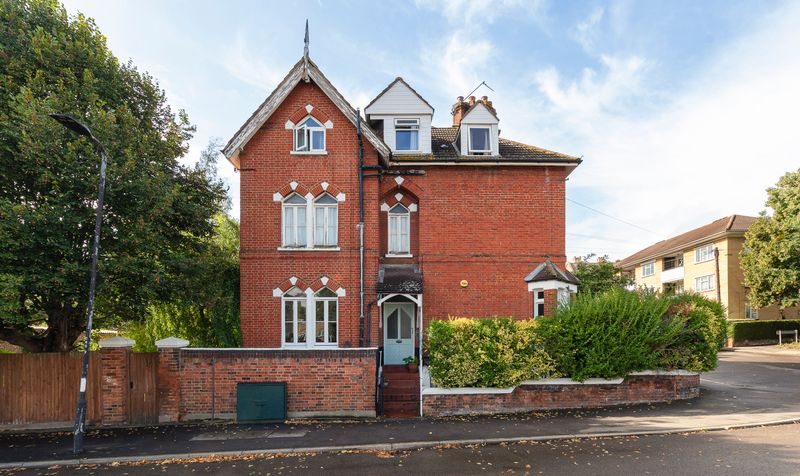 20a Castledine Road Image
