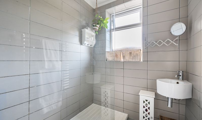 Randolph Road, Epsom, KT17