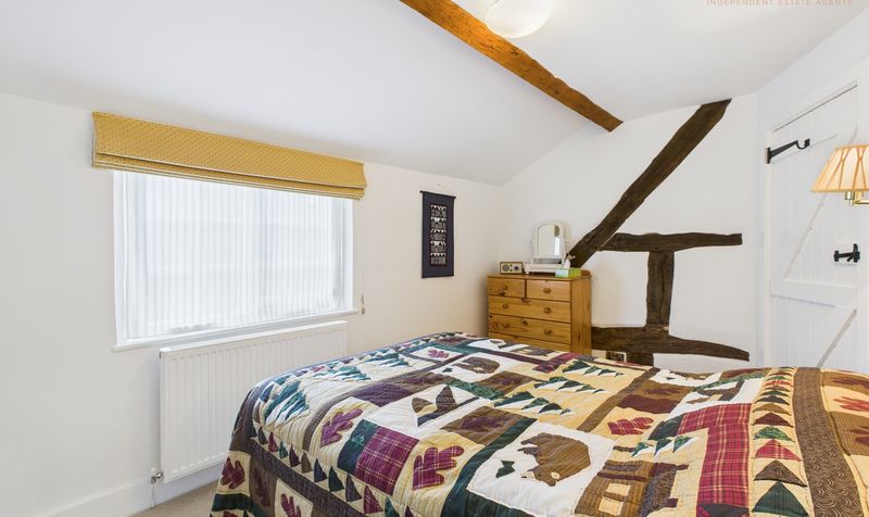 Village Road, Christleton, CH3