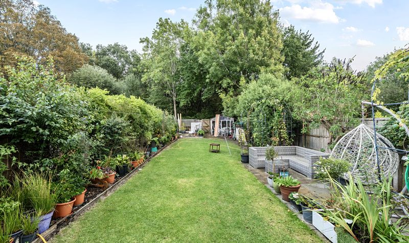The Greenway, Epsom, KT18