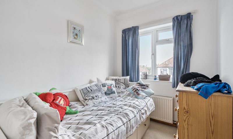 The Greenway, Epsom, KT18