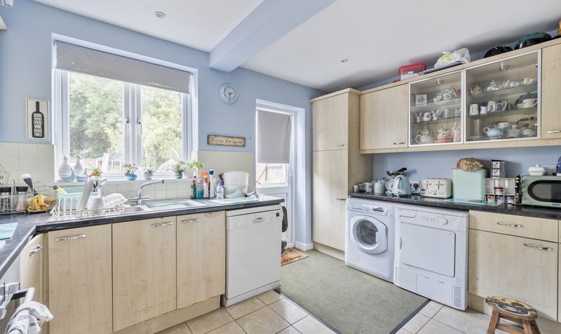 The Greenway, Epsom, KT18