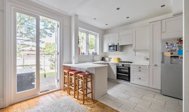 Andrews Close, Epsom, KT17