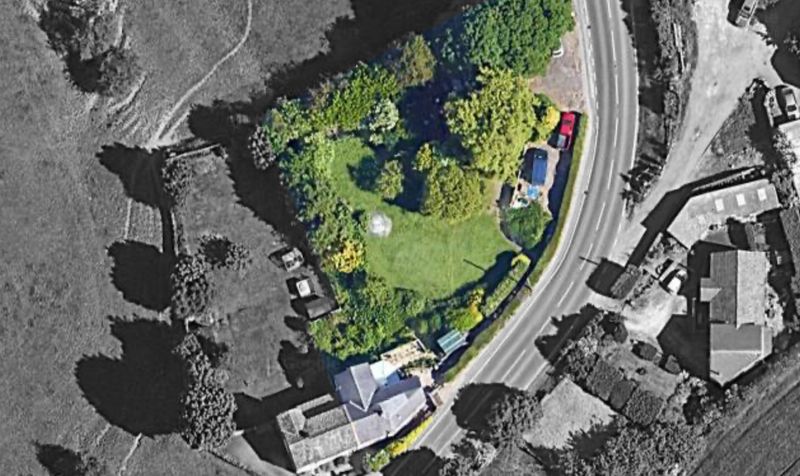 Bog Green Lane, Huddersfield, HD5