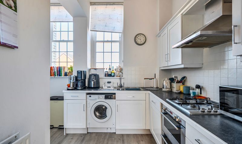 Horton Crescent, Epsom, KT19