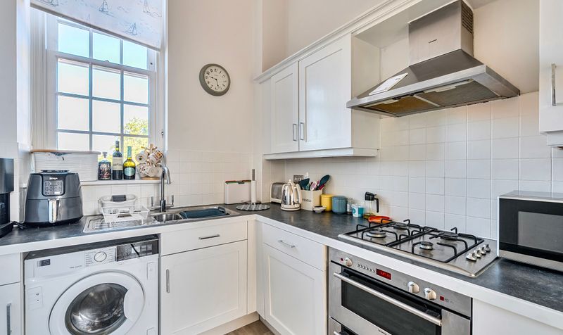 Horton Crescent, Epsom, KT19