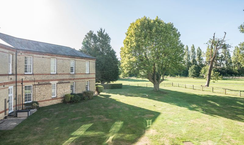 Horton Crescent, Epsom, KT19