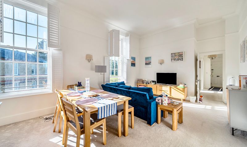 Horton Crescent, Epsom, KT19