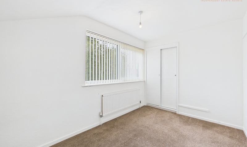 Upton Lane, Upton, CH2