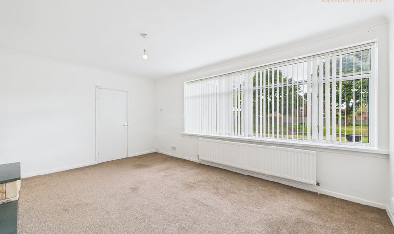 Upton Lane, Upton, CH2
