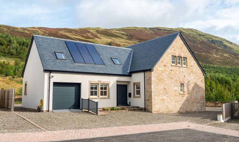 3 Campsie Gate, Campsie Glen