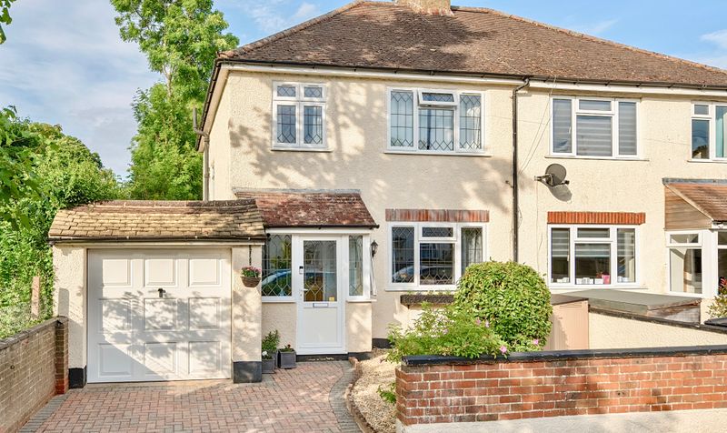 Read Road, Ashtead, KT21