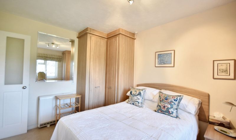 Henbit Close, Rowan Mead Henbit Close, KT20