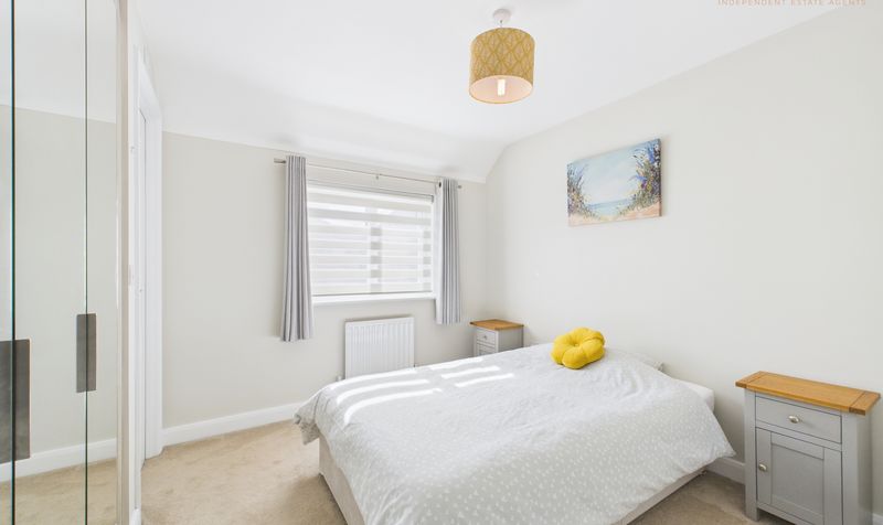 Duke Grove, Saighton, CH3