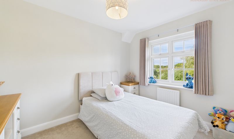 Duke Grove, Saighton, CH3
