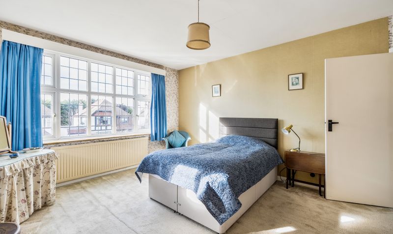 Pine Hill, Epsom, KT18