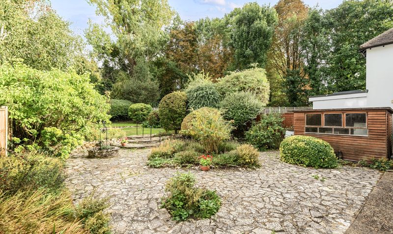 Pine Hill, Epsom, KT18