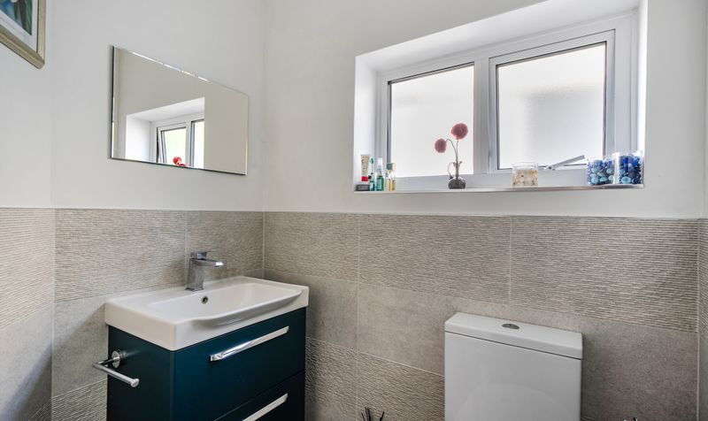 Pine Hill, Epsom, KT18