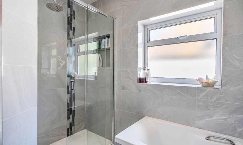 Pine Hill, Epsom, KT18