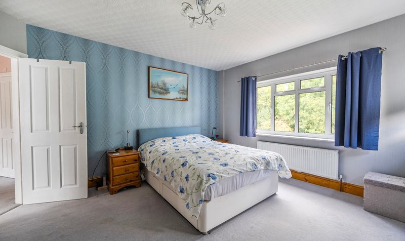 Pine Hill, Epsom, KT18