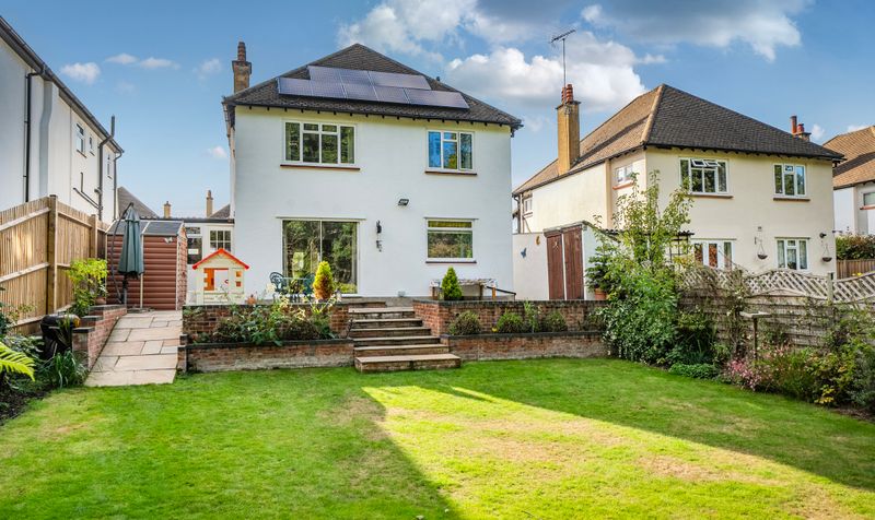 Pine Hill, Epsom, KT18