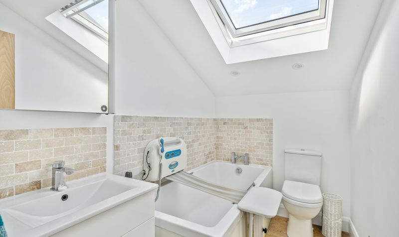 Rosebery Road, Epsom, KT18