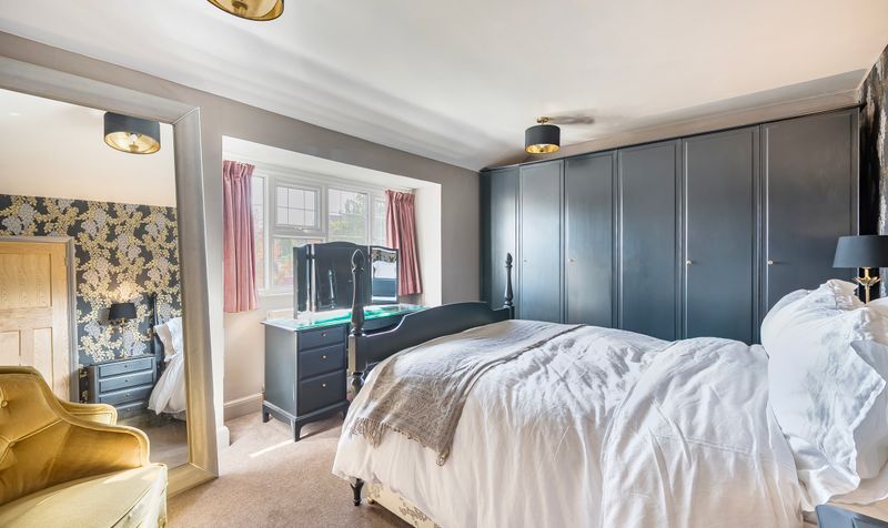 Hookfield, Epsom, KT19