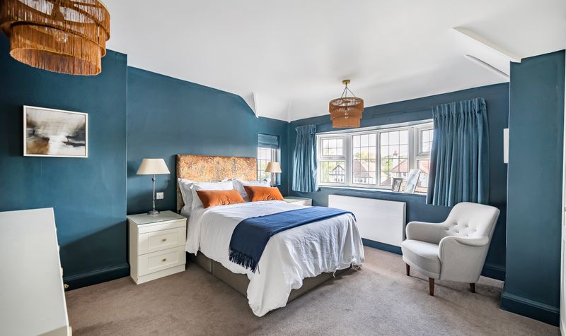 Hookfield, Epsom, KT19