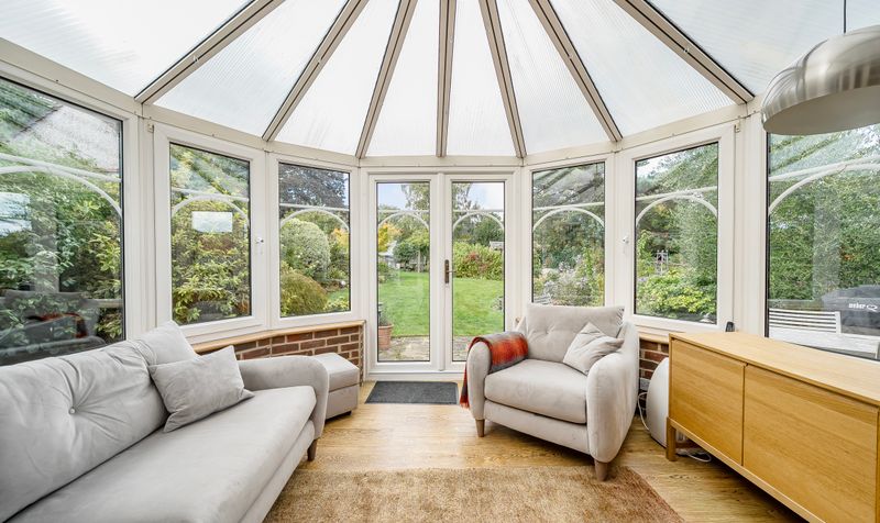 Hookfield, Epsom, KT19