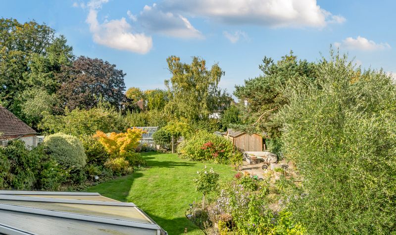 Hookfield, Epsom, KT19